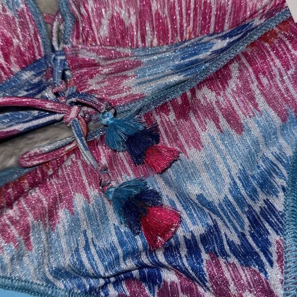 NWT 156.00 36D,Large -Medium Suit
Joshua Tree Lace Up Swim Top+ Hipster Bottom - Picture 4 of 7